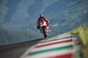 乐鱼体育在线下载-16分逆转未果！魔术7人上双终结绿军，布朗空砍32分，魔术 nba